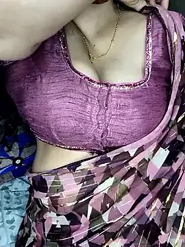 CleoLangley – webcam model profile photo Image 12