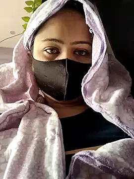 priya__angel Image 10