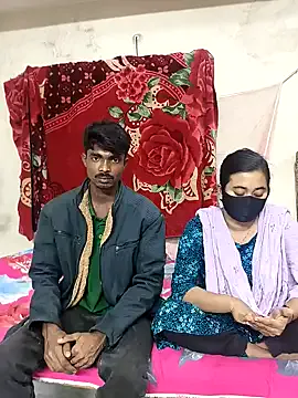 V-Hot-Sweti cam model Image 11