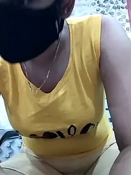 JulietKalen – webcam model profile photo Image 7