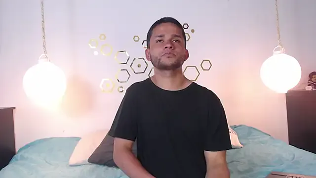 Hot_Mayra25 – webcam model profile photo Image 11