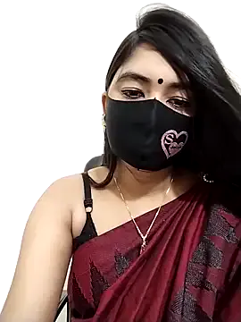 maataaan – webcam model profile photo Image 13