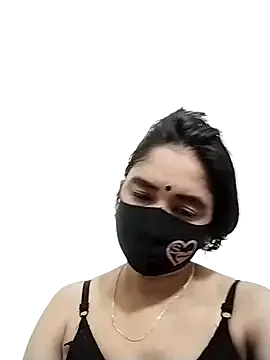 maataaan – webcam model profile photo Image 9