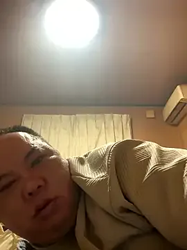  – webcam model profile photo Image 2