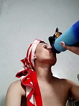 Emily_brown04 – webcam model profile photo Image 1