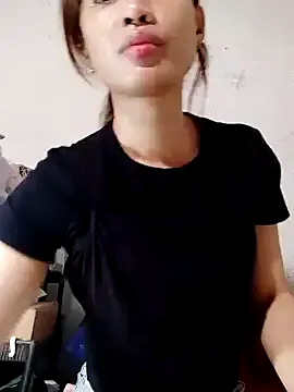 Emily_brown04 – webcam model profile photo Image 14