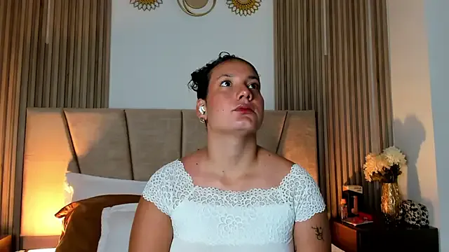 RosalinLafayette – webcam model profile photo Image 3