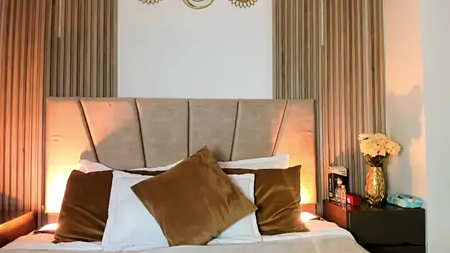 RosalinLafayette – webcam model profile photo Image 6