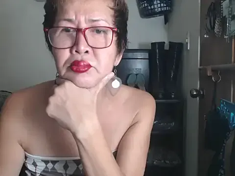AmeliaBrilliants – webcam model profile photo Image 8