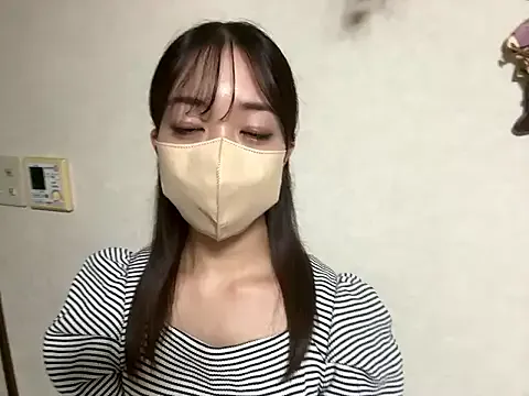 AdelleHayes – webcam model profile photo Image 4