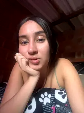 maataaan – webcam model profile photo Image 11