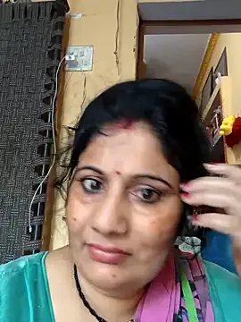 NANA_7 – webcam model profile photo Image 12