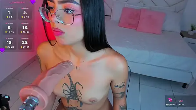 curvyflawless – webcam model profile photo Image 7