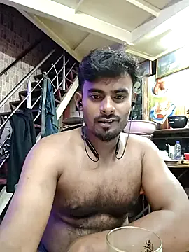 roouse – webcam model profile photo Image 14