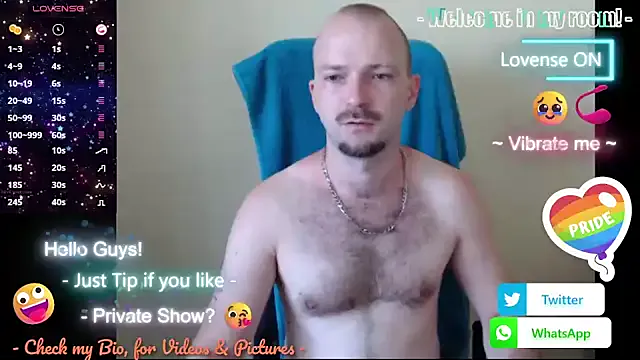 roouse – webcam model profile photo Image 11