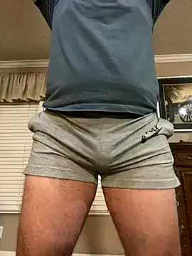 roouse – webcam model profile photo Image 9