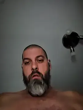 roouse – webcam model profile photo Image 13