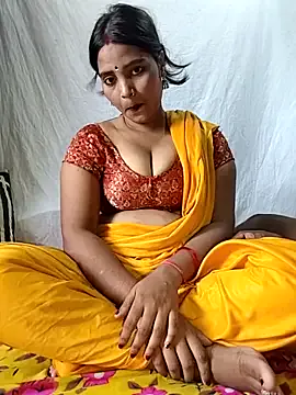 Your_Honeey – webcam model profile photo Image 5