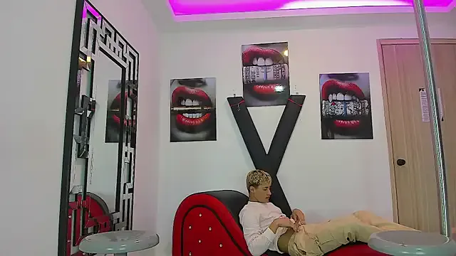 RED_EMPIRE Image 7