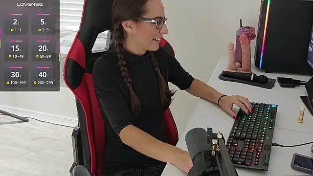 zui_lu – webcam model profile photo Image 15