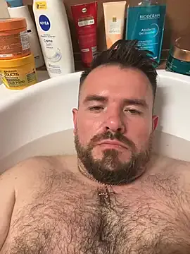 roouse – webcam model profile photo Image 9