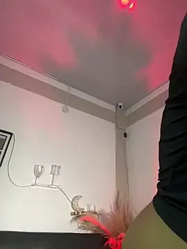 NANA_7 – webcam model profile photo Image 11