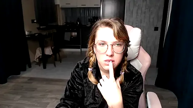 nathi_poyo – webcam model profile photo Image 16