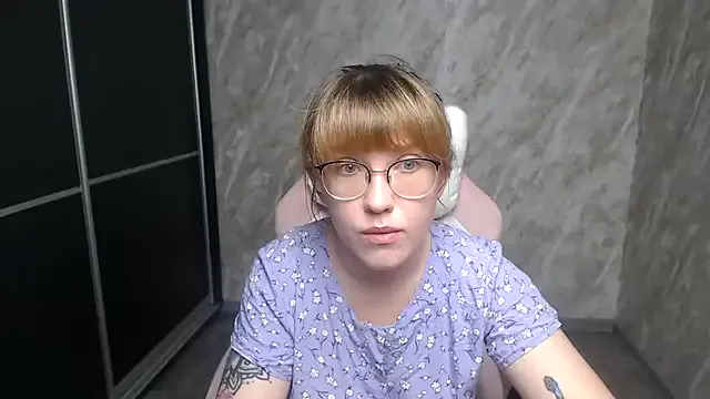 nathi_poyo – webcam model profile photo Image 3