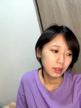  – webcam model profile photo Image 11