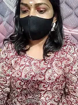 Awesomelusty – webcam model profile photo Image 12