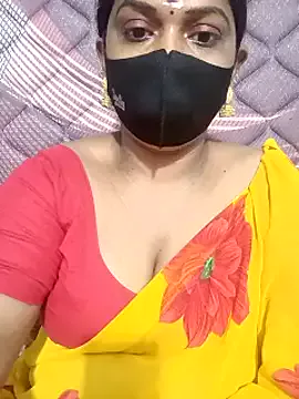 Awesomelusty – webcam model profile photo Image 14