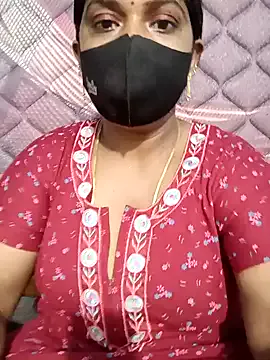 Awesomelusty – webcam model profile photo Image 15