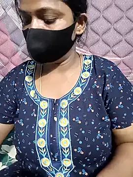 Awesomelusty – webcam model profile photo Image 16