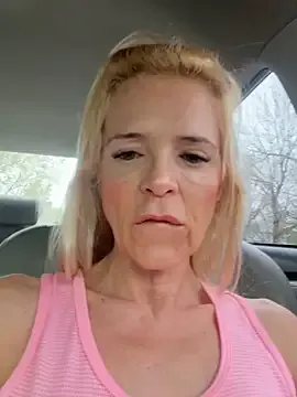 ZaraCastelli – webcam model profile photo Image 16