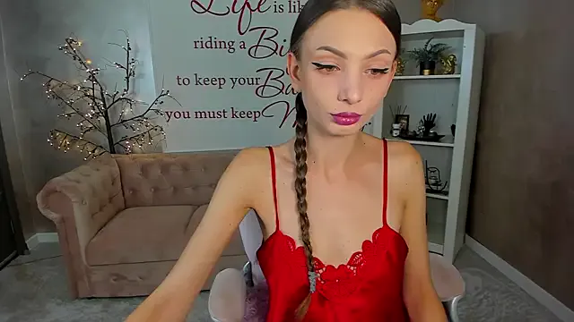 Yui-Ch – webcam model profile photo Image 4