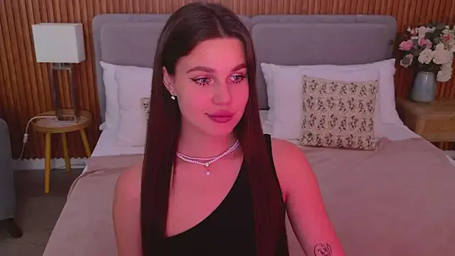 RianaRoss – webcam model profile photo Image 6