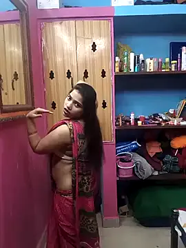 roouse – webcam model profile photo Image 3