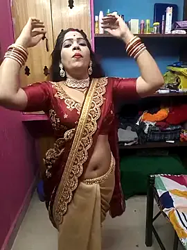 roouse – webcam model profile photo Image 5