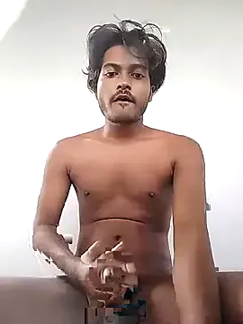 – webcam model profile photo Image 10