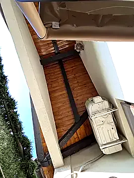 Risky_woman Image 5