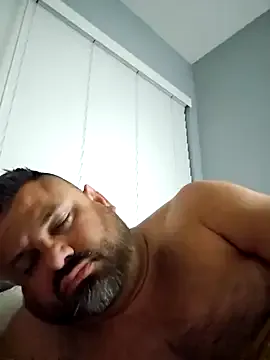 Ray175oo – webcam model profile photo Image 7
