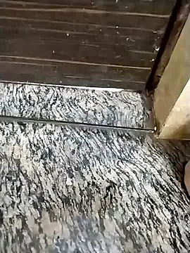 FroggyAnna – webcam model profile photo Image 2