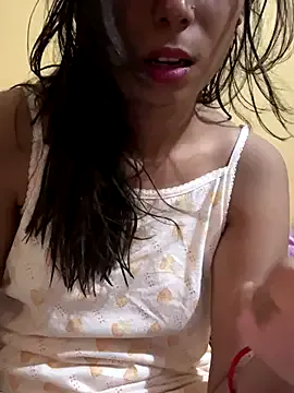 IvettePrice – webcam model profile photo Image 10