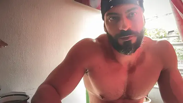 roouse – webcam model profile photo Image 10