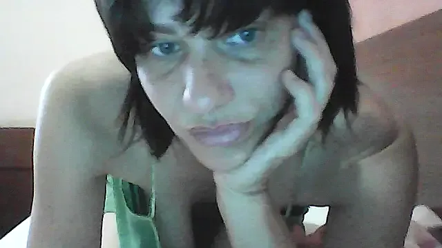  – webcam model profile photo Image 3