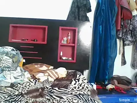 Blasian_Sex98 – webcam model profile photo Image 2