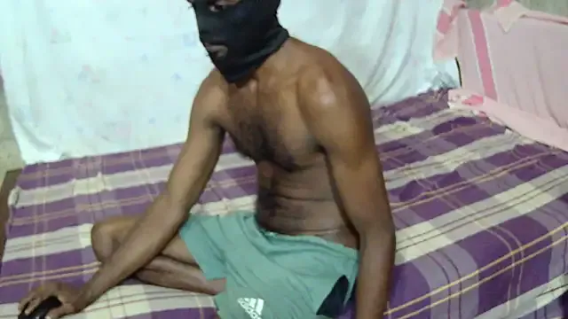 Rodrigues_Lucas – webcam model profile photo Image 4