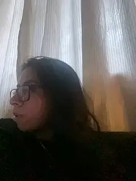  – webcam model profile photo Image 2