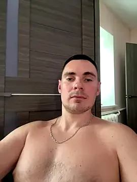 roouse – webcam model profile photo Image 11