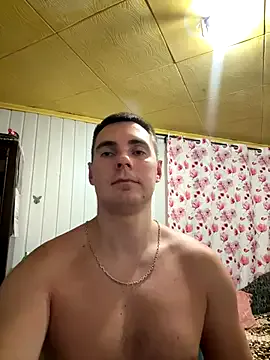 roouse – webcam model profile photo Image 18